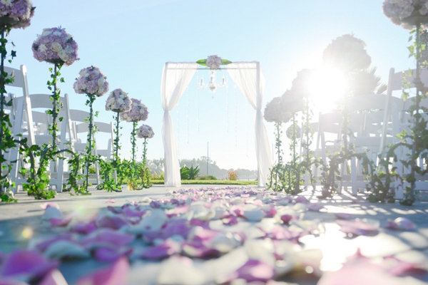 wedding ceremony aisle decor