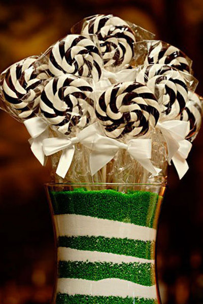 lollipop wedding centerpiece