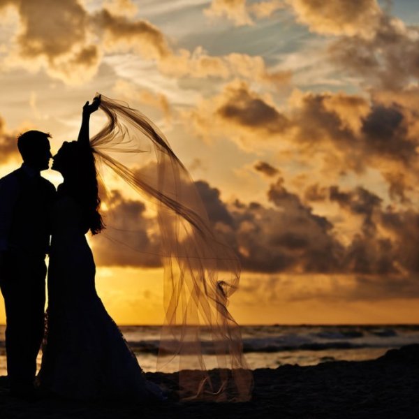 beach wedding photos