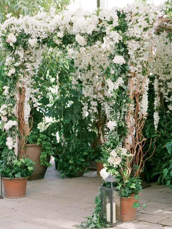 Garden Glory: Ashley & AJ in Bloomfield, MI