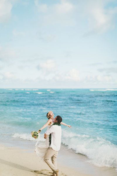 beach wedding photo