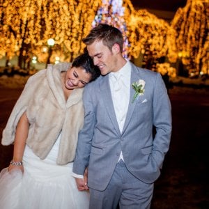 bride and groom winter wedding