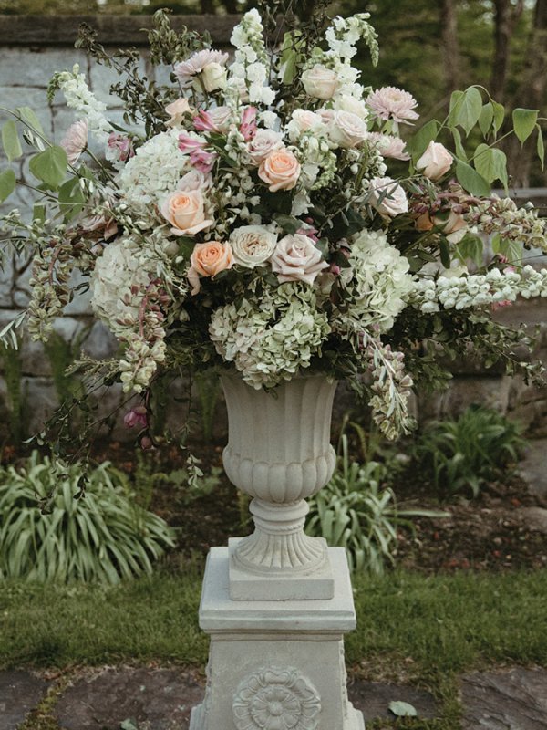 Twice as Nice: Rachel & KC in Hudson Valley, NY